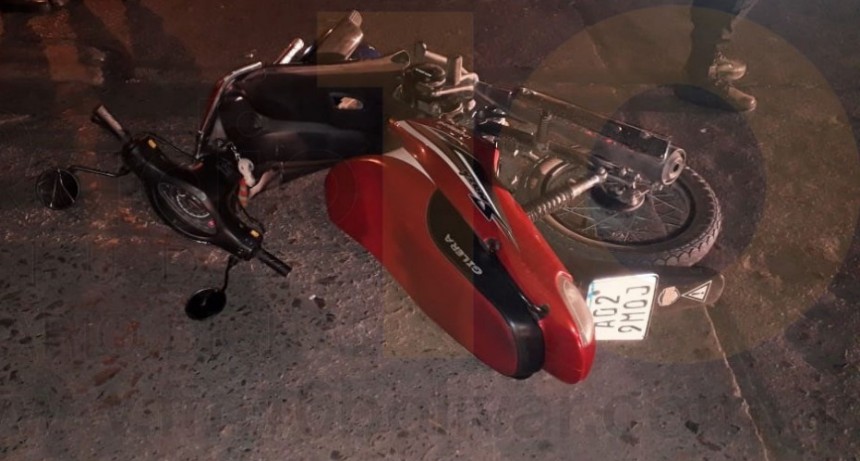 Una motociclista fue hospitalizada de manera preventiva