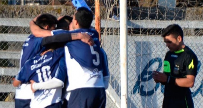 Se conocen los 4 clasificados de la Zona 'A',  mas Hurac&aacute;n de Tejedor por la 'B'. Independiente gan&oacute; el postergado