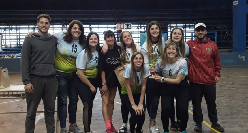 Jornada de Cestoball en Bol&iacute;var; Torneo Maxi 30 y masculino 