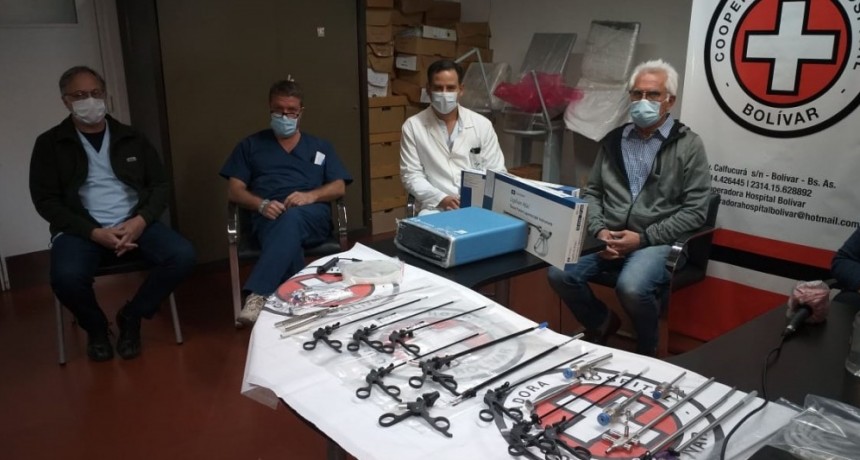 La Cooperadora del hospital entreg&oacute; instrumentos quir&uacute;rgicos al equipo de cirujanos del hospital