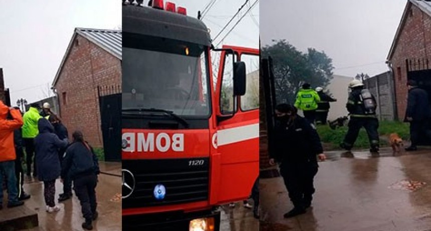 Vecinos quemaron residuos y alertaron a Bomberos sobre el riesgo a una propiedad lindera