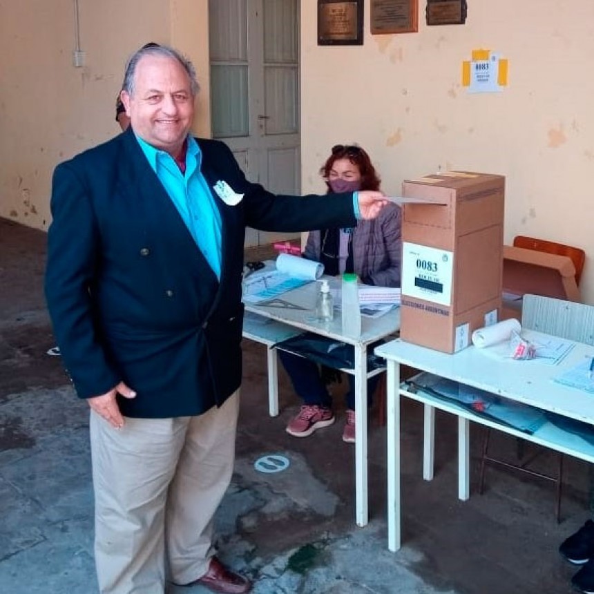 Milan Pasucci: “Con mucho esfuerzo y con la buena voluntad de personal auxiliar de la escuela, pudimos abrir la mesa”