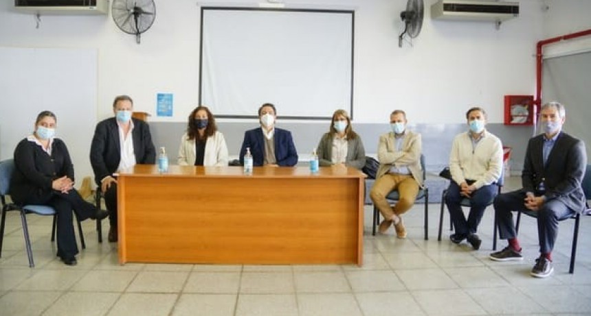 Visita de profesionales del laboratorio Inmunova: 