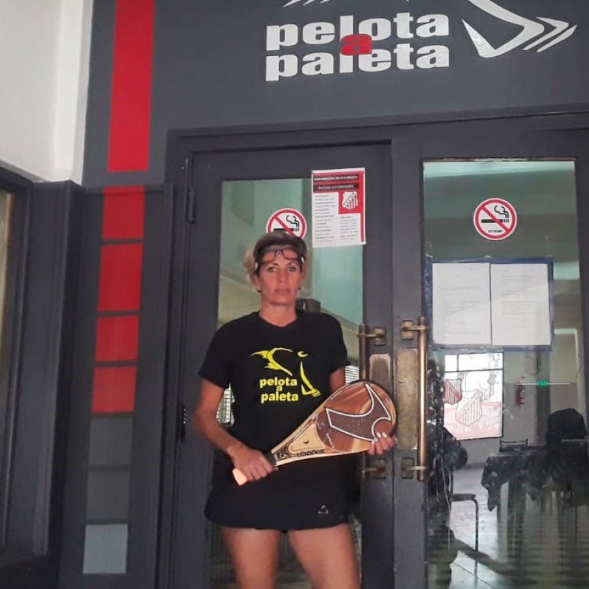 Silvina González Alli: “Todo lo que hago por la pelota a paleta, lo hago con orgullo. Es un placer estar, ser parte y estar integrada en el grupo”