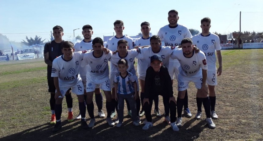 Empleados e Independiente no lograron romper el cero y empataron en el clásico