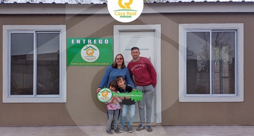 Casa Real Viviendas entregó una vivienda y hablamos con su propietaria y representante, Jhoana Lemos