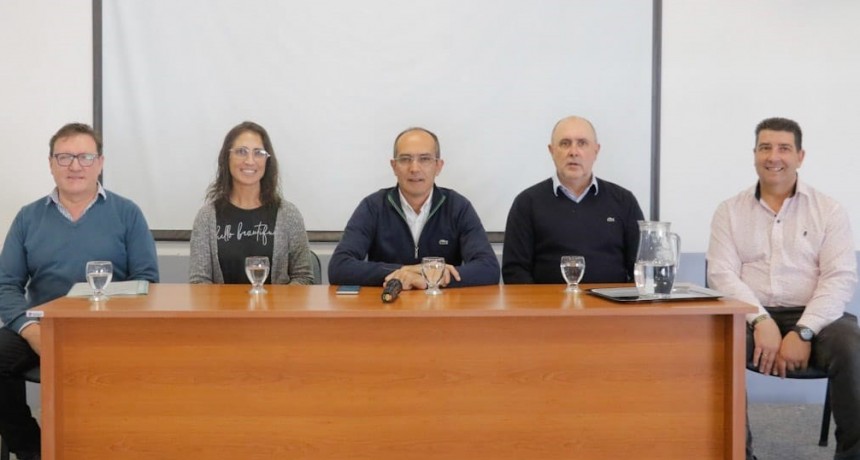 El Intendente Pisano anunció el comienzo de una capacitación en Albañilería