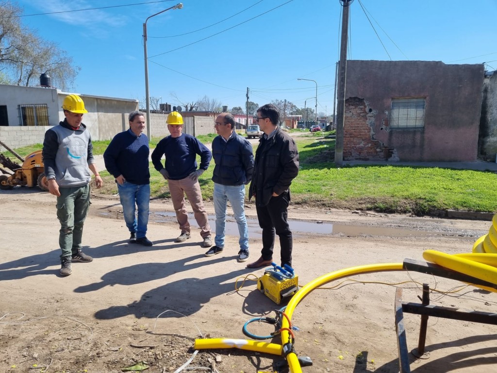 Programa Gas Continúo: El Intendente Marcos Pisano recorrió los barrios Latino y Palermo