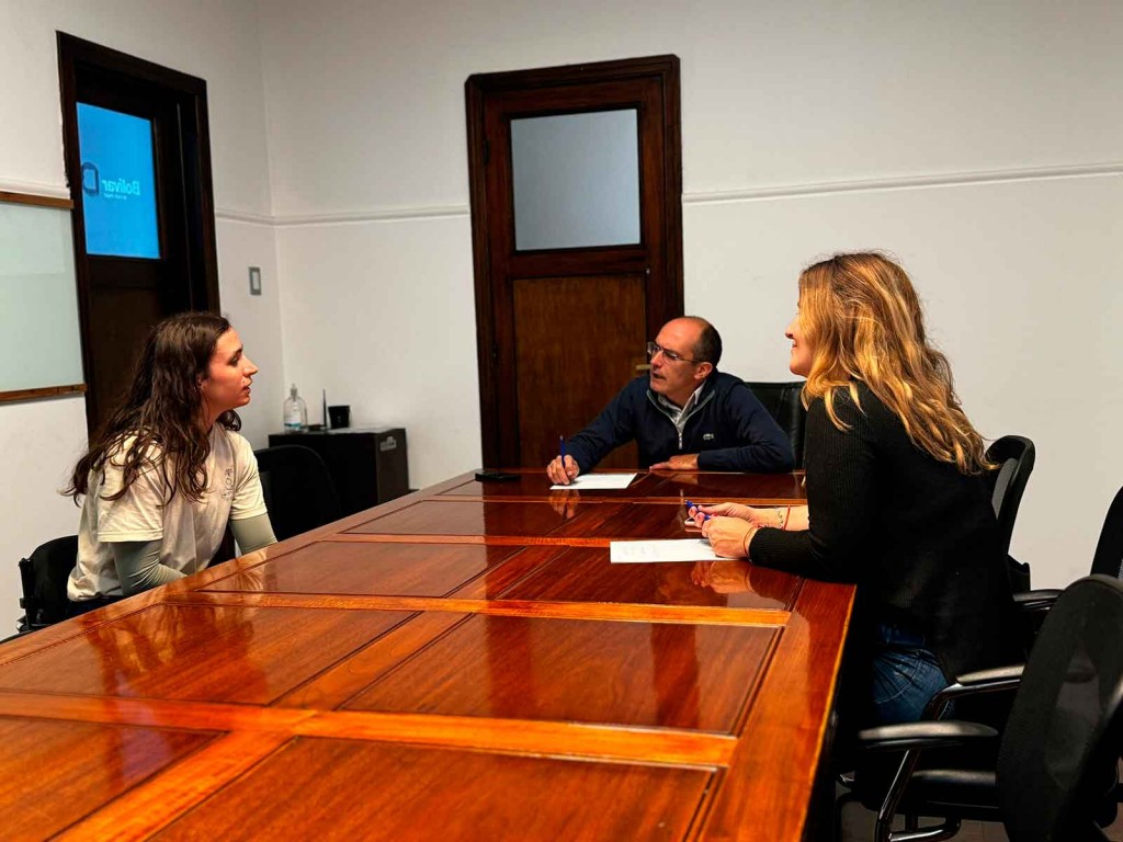 Tras su participación en los Juegos Paralímpicos de París, Brenda Sardón se reunió con el intendente Marcos Pisano