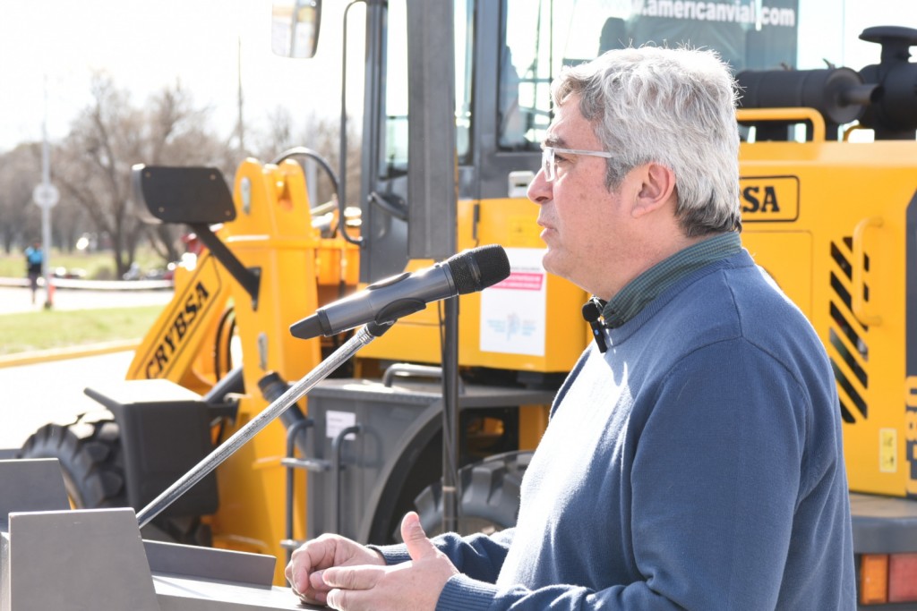 PBA invierte en caminos y asiste a productores de 9 de Julio, Casares y Bolívar
