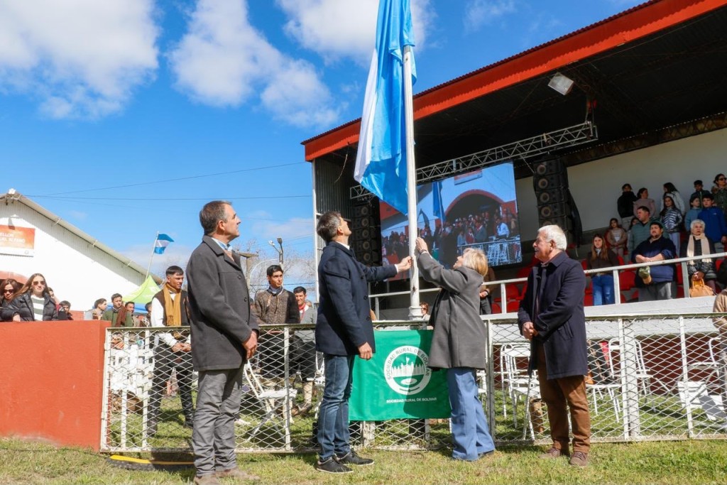 Bali Bucca particip&oacute; de la inauguraci&oacute;n de la 97&ordf; Exposici&oacute;n Rural de Bol&iacute;var