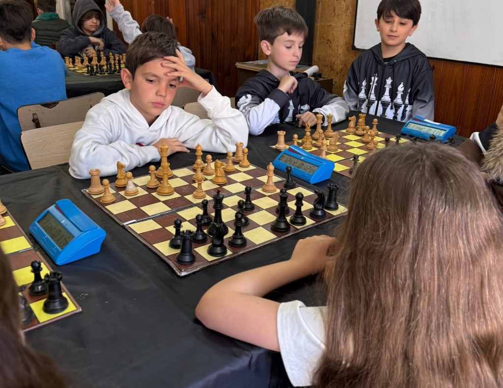 Destacada actuaci&oacute;n de la Escuela Municipal de Ajedrez en Mar del Plata y Balcarce