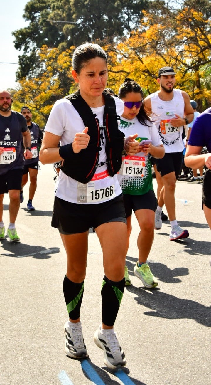 La atleta Eugenia Carpio complet&oacute; los 42K de Buenos Aires 