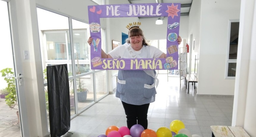 Mar&iacute;a de los &Aacute;ngeles Herrero se jubil&oacute; como docente y tuvo su despedida en el Jard&iacute;n 905, recibiendo mucho cari&ntilde;o de sus compa&ntilde;eras y familias de los alumnos