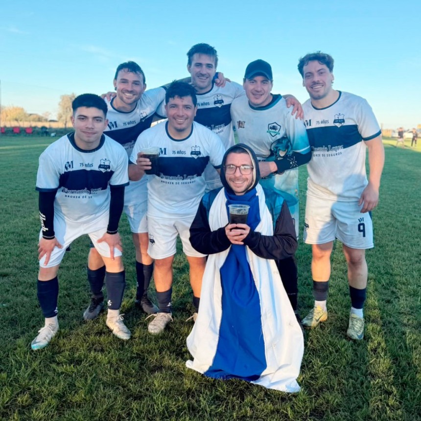 La 14 grit&oacute; campe&oacute;n tres fechas antes del final y se qued&oacute; con el torneo 
