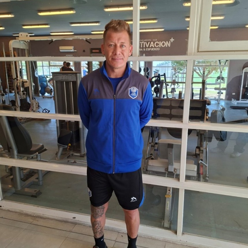 Arnaldo Gonz&aacute;lez: &ldquo;Cuando llega una nominaci&oacute;n as&iacute; quiere decir que est&aacute;s haciendo las cosas bien y, la verdad que, con el grupo del a&ntilde;o pasado conseguimos el objetivo que el club ven&iacute;a buscando&rdquo;