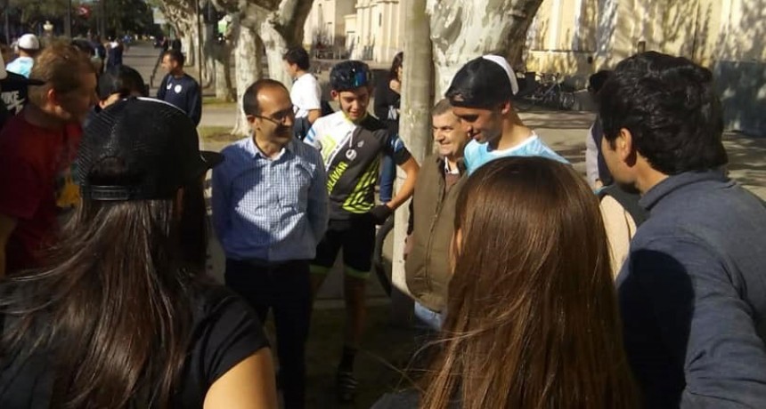 Pisano recibi&oacute; a los deportistas que regresaron de Mar del Plata