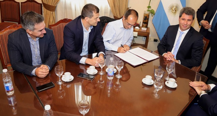 La Ciudad de San Juan y Bol&iacute;var firmaron un convenio para participar en la 20&ordm; edici&oacute;n del Marat&oacute;n Dino Hugo Tinelli