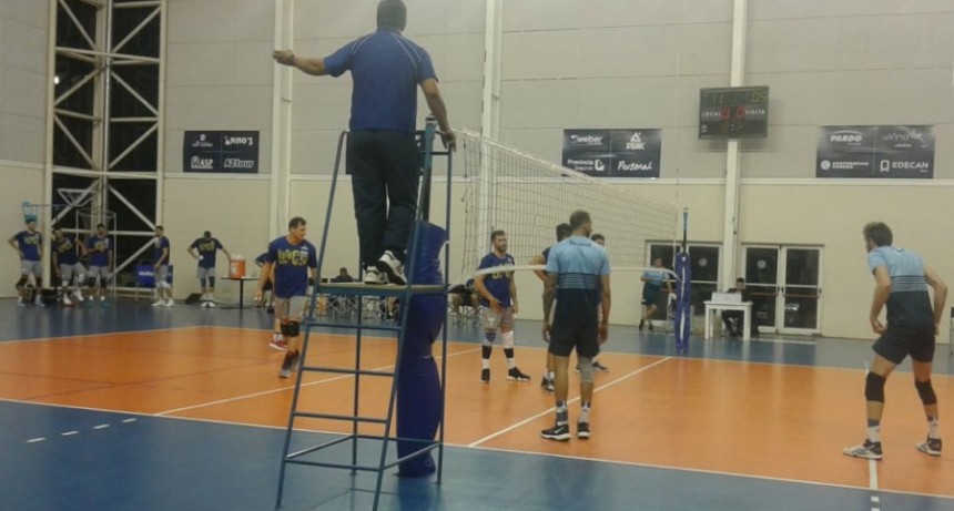 Bol&iacute;var y UPCN entrenaron a puertas cerradas en el Jos&eacute; Domenio