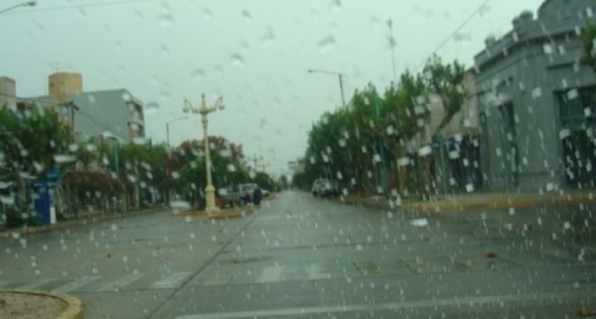 Registro de lluvias: Desde 10 hasta 45 mm registrados en Bol&iacute;var y la zona