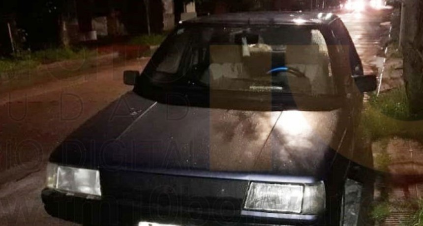 Incendio de un veh&iacute;culo sin mayores consecuencias
