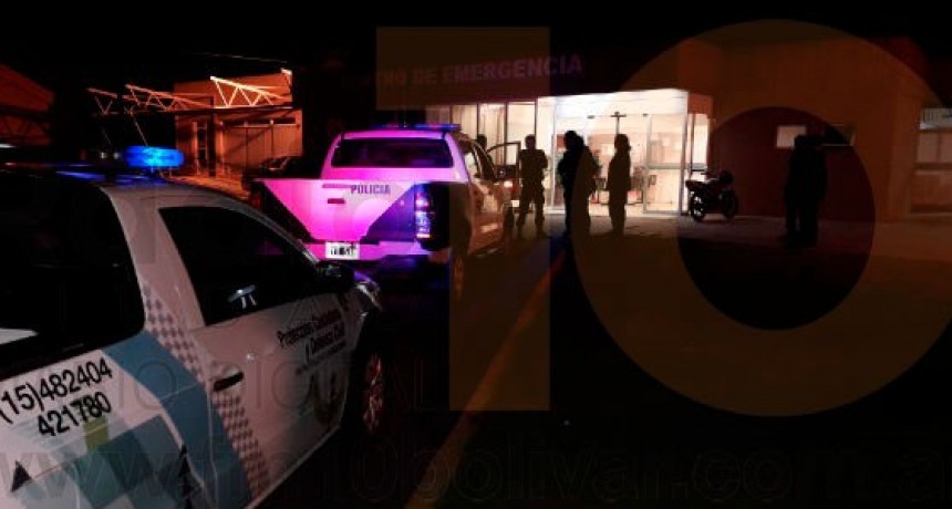 Polic&iacute;as h&eacute;roes de Bol&iacute;var salvan de morir ahogada  a una beba de nueve meses