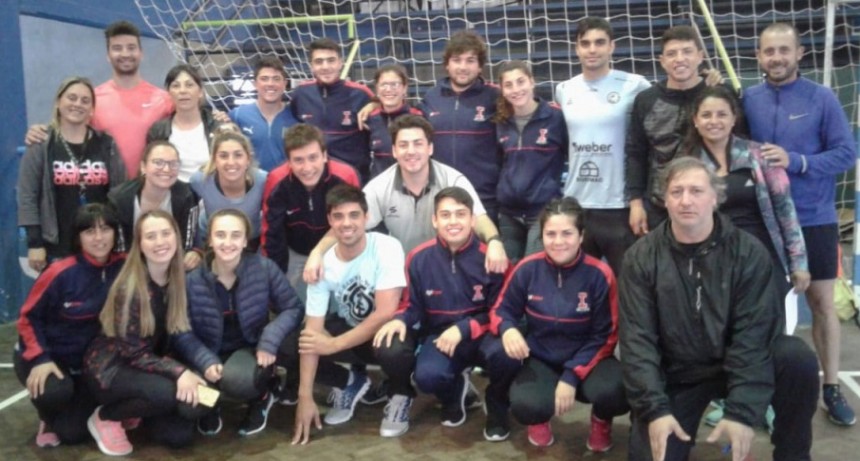 Espectacular jornada de mini atletismo en el CEF N.&ordm; 5