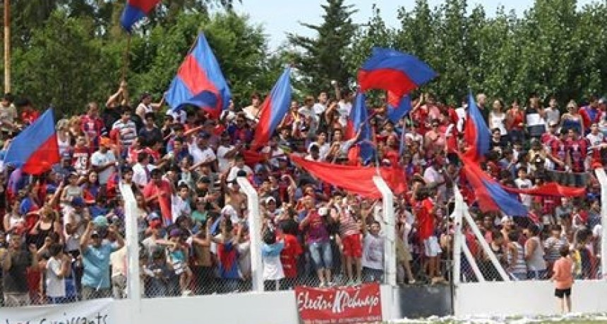 En el adelanto, Defensores le gan&oacute; 4 a 1 a KDT