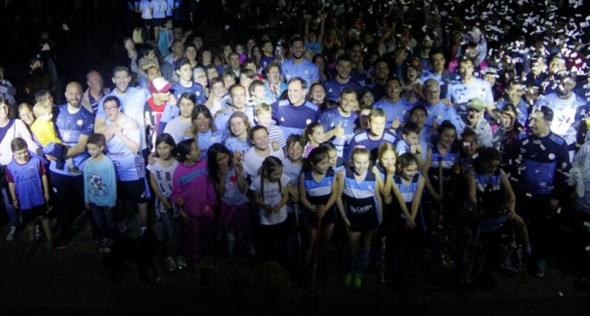 El Centro C&iacute;vico se llen&oacute; de deportes, juegos, colores y mucho voley