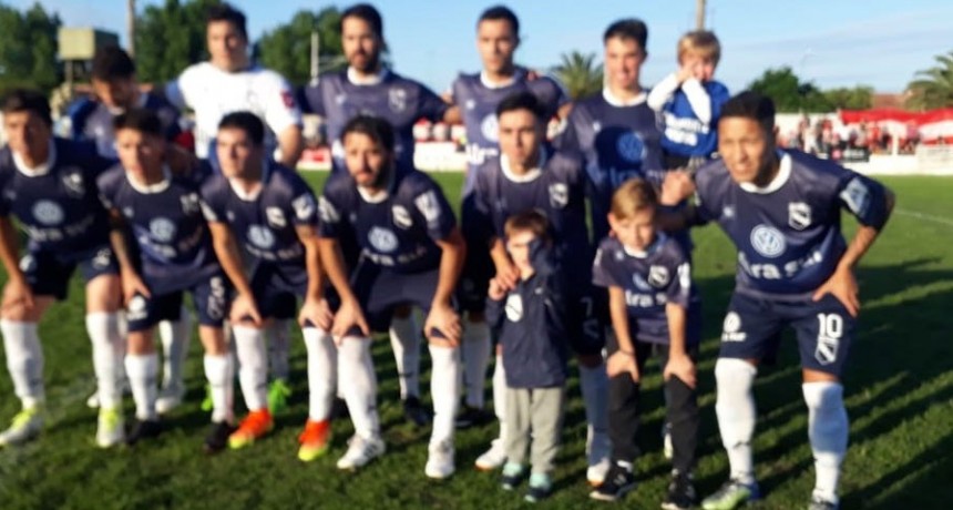 Independiente peg&oacute; dos veces y se llev&oacute; el triunfo del cl&aacute;sico 
