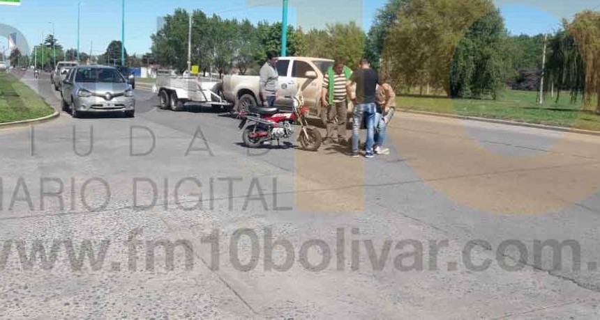 En una accidentada ma&ntilde;ana de s&aacute;bado una motocicleta y un cami&oacute;n fueron protagonistas de un impacto