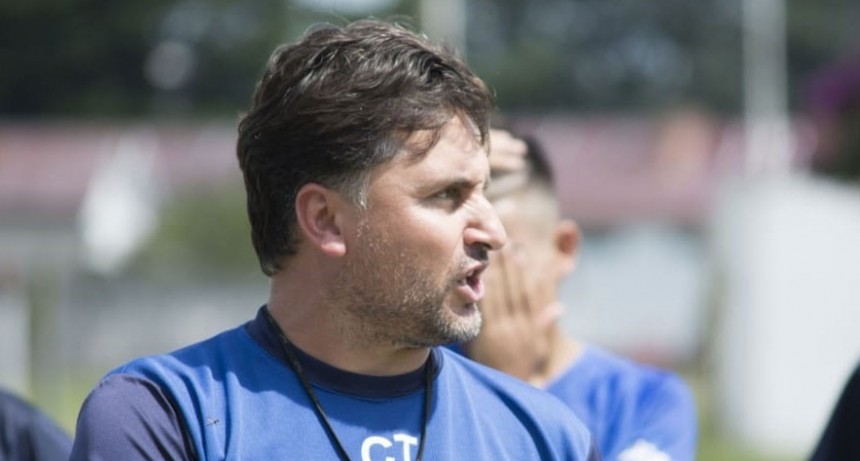 Valenzuela: &lsquo;Hay que poner algo m&aacute;s porque con solo jugar lindo no hemos llegado a ning&uacute;n lado&rsquo;