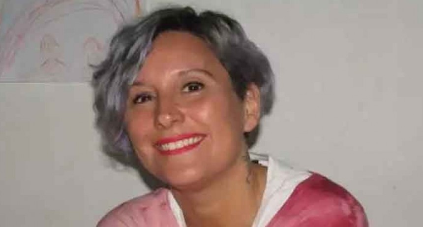 Lorena Mega presenta su libro &lsquo;Costura a Tend&oacute;n&rsquo; en el Cine Avenida
