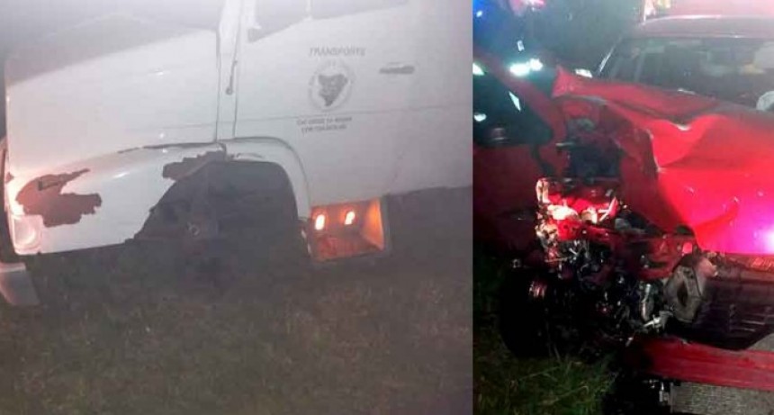 Accidente en Ruta 5: Un cami&oacute;n sufri&oacute; el desprendimiento de un neum&aacute;tico que termino impactando con un auto