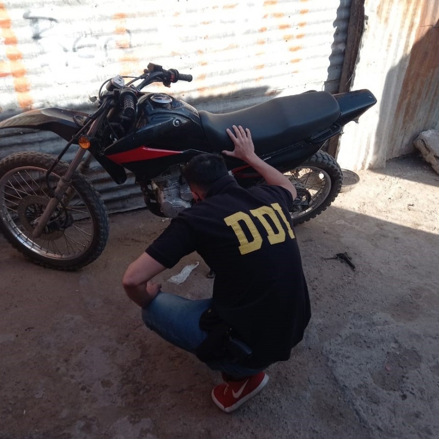 La Sub DDI de Bolívar recuperó una moto que había sido robada en Olavarría