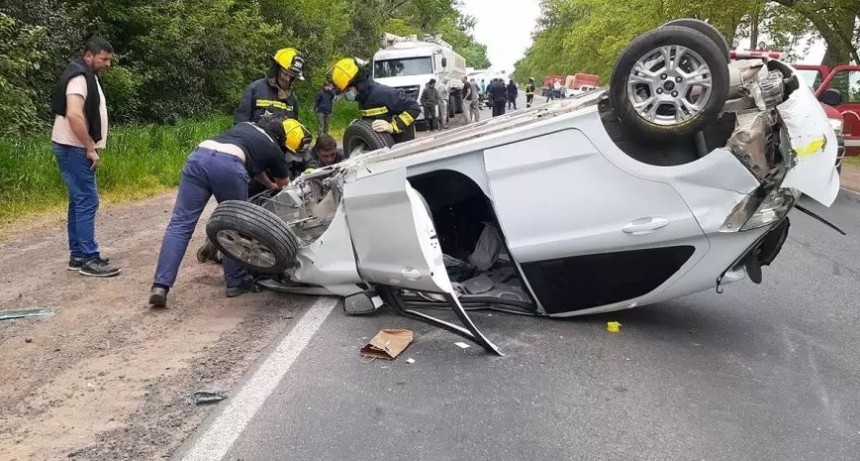 Múltiple accidente en la Ruta nacional  nº205, con tres vehículos involucrados