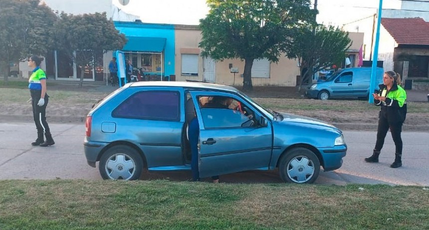 El Equipo Emergente asistió a una conductora que se descompensó