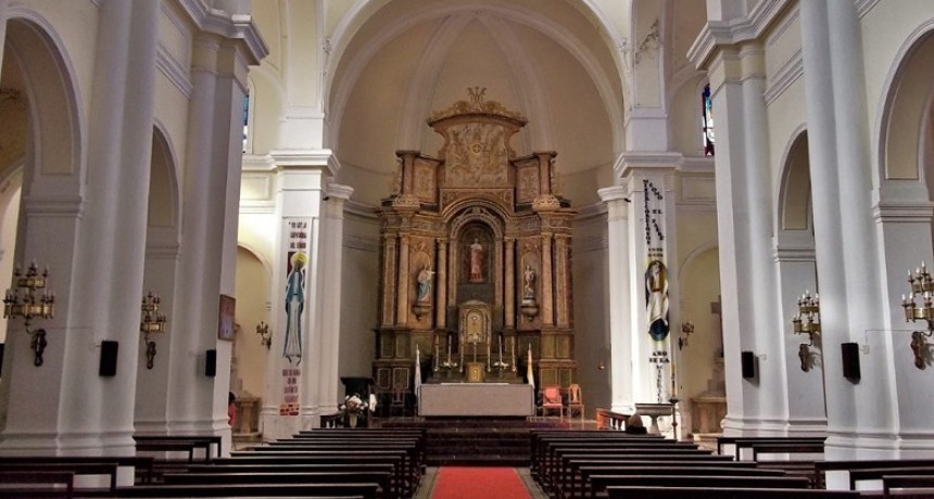 Los Vitrales del Templo Parroquial en “La Noche de los Museos”