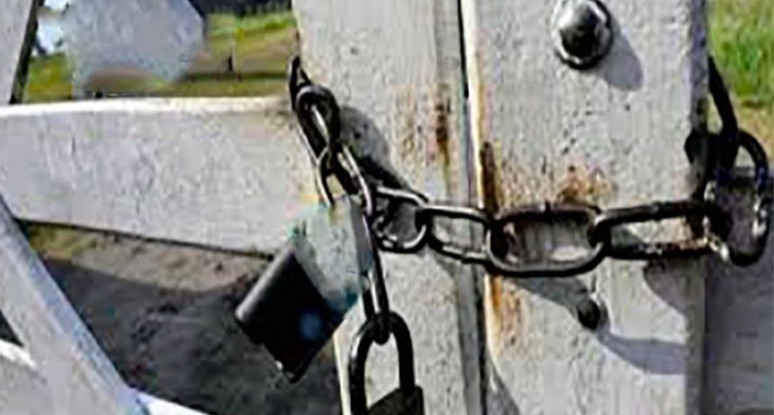 Avanza la investigación sobre el robo de dos jaulas de hacienda