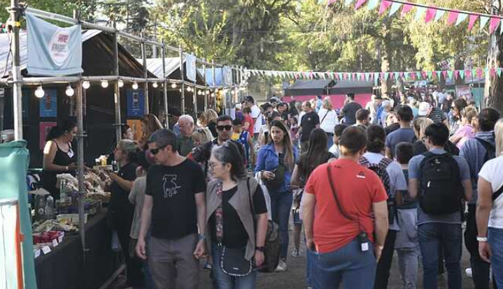 Luján: Miles de visitantes pudieron disfrutar este sábado de la cuarta edición de Sabores Bonaerenses, la feria de alimentos más representativa de la Provincia de Buenos Aires