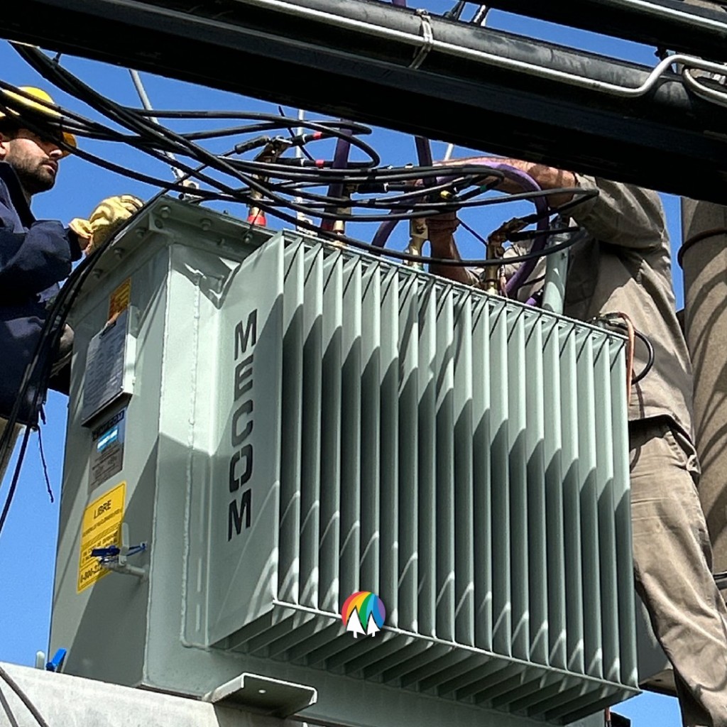 La Cooperativa Eléctrica de Bolívar continúa con el reemplazo de transformadores adecuados a la nueva energización