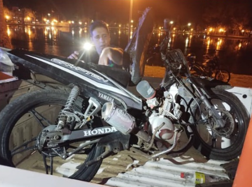 Policía secuestró una moto que portaba un motor con denuncia de robo del año 2023