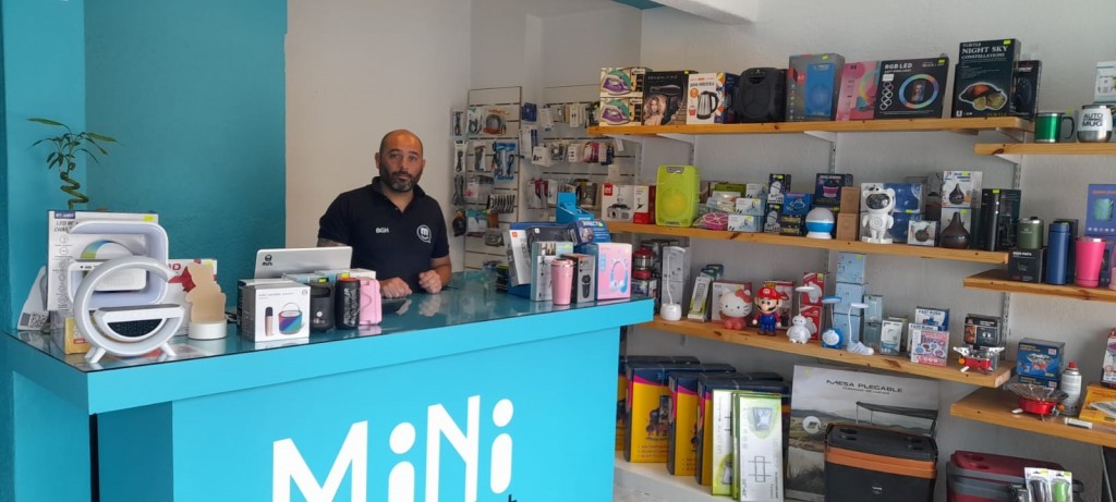 Mini Tecnobazar ya está en su nuevo local de avenida Brown 166