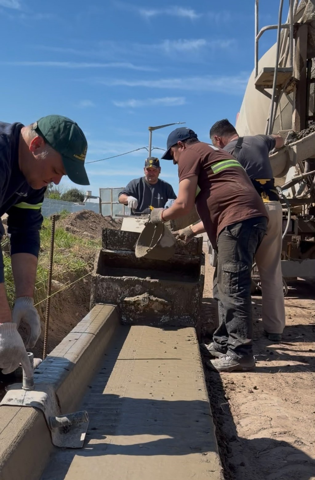 Pavimento Cont&iacute;nuo: El Municipio lanz&oacute; una nueva herramienta para mejorar los barrios 