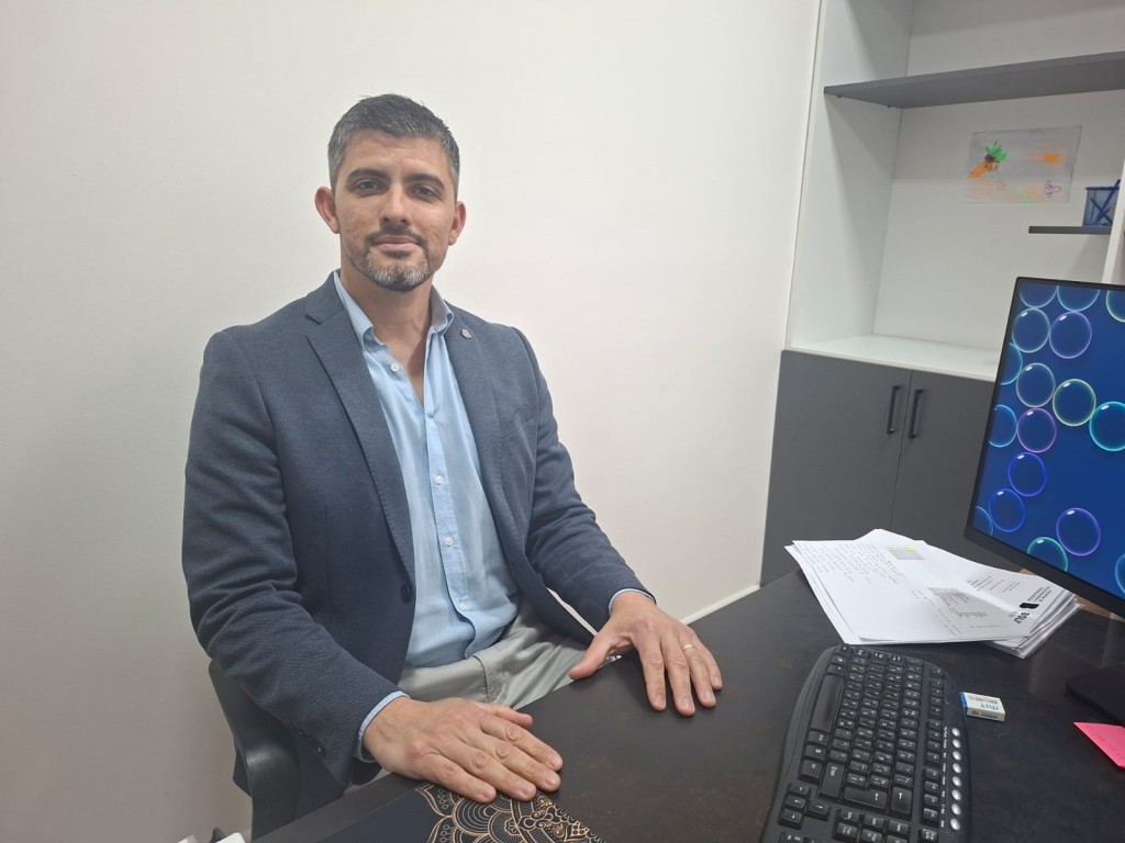 El Contador Adri&aacute;n Rivero brind&oacute; detalles para la aplicaci&oacute;n de la Billetera Virtual al pago de las Tasas y Servicios del Municipio