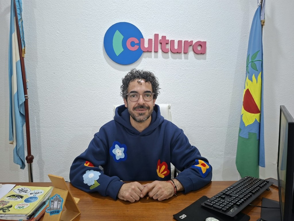 Ra&uacute;l Chill&oacute;n anunci&oacute; la llegada de los talleres y seminarios del Instituto Cultural de PBA, que se desarrollar&aacute;n en m&oacute;dulos 8 ocho horas, lunes 26 y martes 27 de octubre