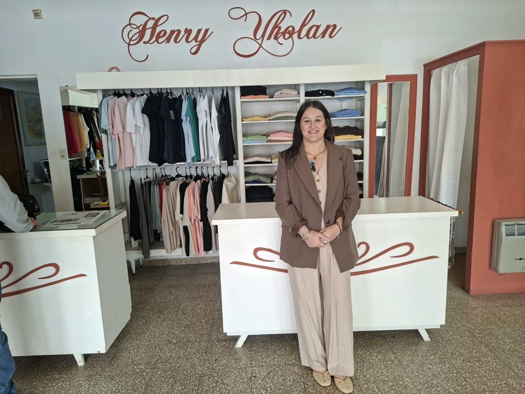 Henry Yholan cumpli&oacute; 65 a&ntilde;os de vida comercial