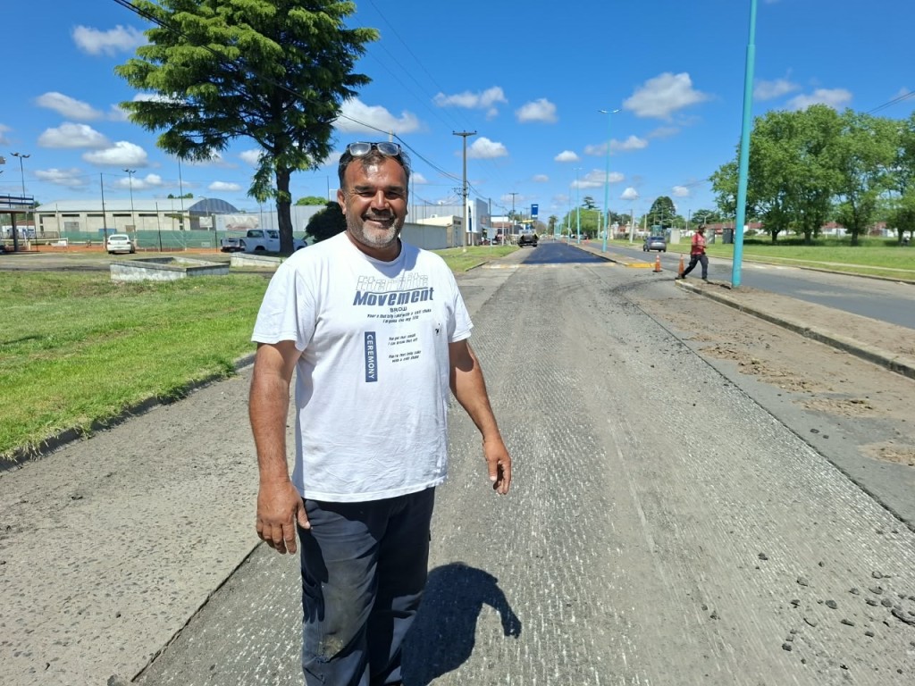 Julio Rivarola: "Es una obra importante para la ciudad, por eso necesitamos que la gentes nos ayude y tome los desv&iacute;os correspondientes mientras se cumple el fraguado y secado"