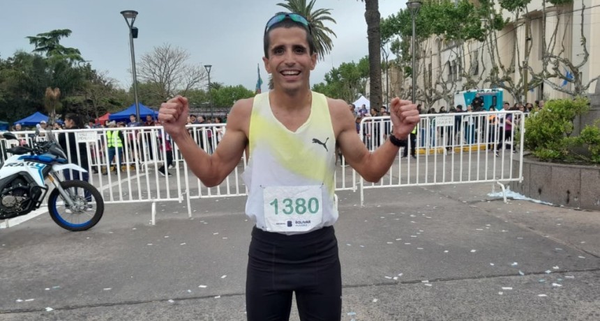 Manuel C&oacute;rsico: "Es muy lindo correr en Bol&iacute;var, te acompa&ntilde;a la gente y el circuito est&aacute; cada vez mejor, es r&aacute;pido y verdaderamente lo disfrutas"