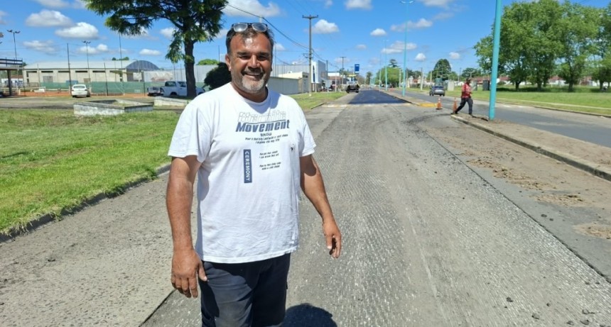 Julio Rivarola: "Es una obra importante para la ciudad, por eso necesitamos que la gentes nos ayude y tome los desv&iacute;os correspondientes mientras se cumple el fraguado y secado"